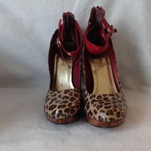 Anne michelle red with cheetah print 4 1/2 inch